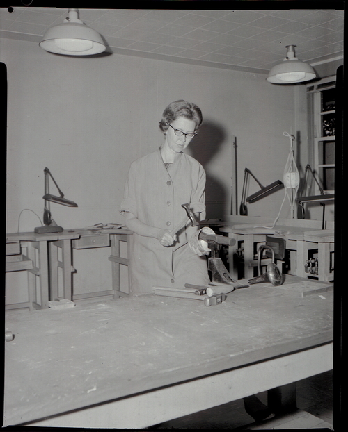 Photograph of Lois Betteridge teaching at McDonald Institue.